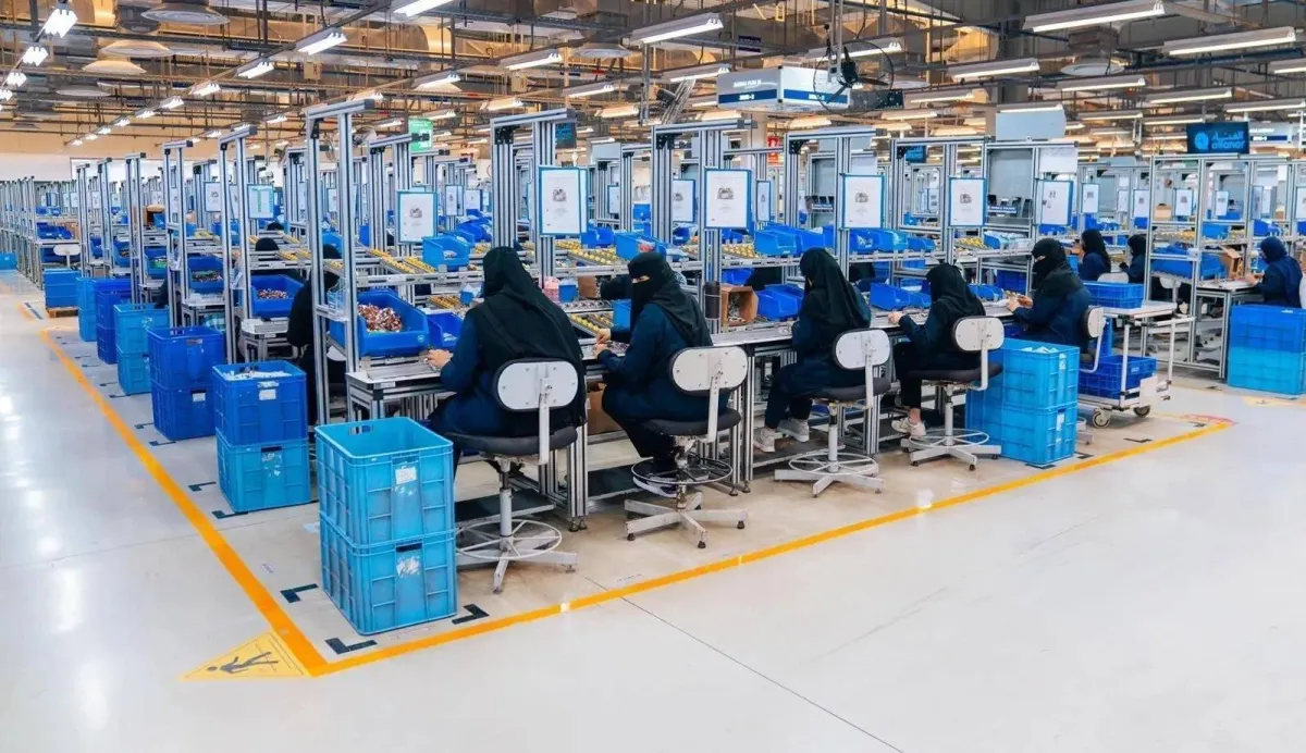 الاقتصاد السعودي يتألق خارج النفط… 54 % من الناتج المحلي من أنشطة متنوعة