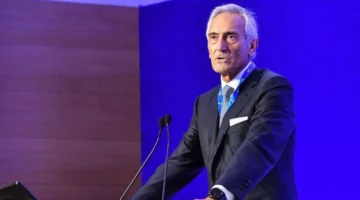 رئيس «الاتحاد الإيطالي لكرة القدم» يدافع عن سباليتي
