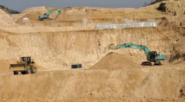 الصين تمنح تراخيص تصدير لمغناطيسات المعادن النادرة عقب محادثات لندن