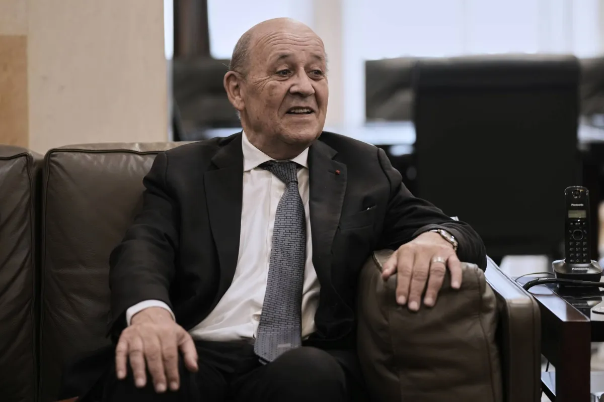 لودريان يطالب لبنان بتطبيق الإصلاحات المالية كمدخل لإعادة الإعمار