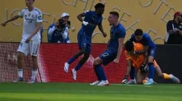 هلال المونديال… عذب الريال