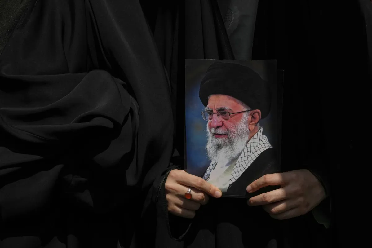 خامنئي رشّح 3 من كبار الدين لخلافته في حال مقتله