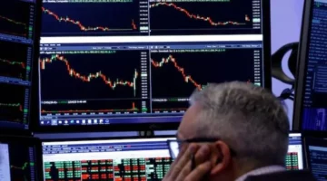 العقود الآجلة الأميركية ترتفع مع ترقب رد إيران وهدوء النفط