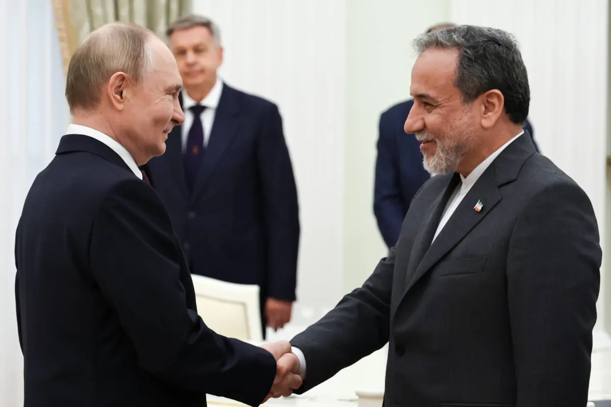 روسيا تحرص على «موقف متوازن» تجاه الأزمة