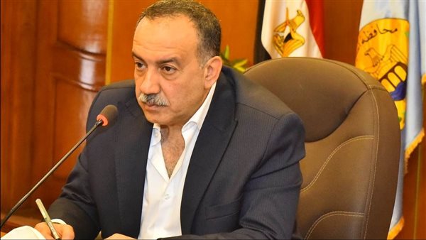 محافظ أسيوط يفتتح قاعة كبار الزوار بعد تطويرها استعدادًا لاستقبال المهنئين بعيد الأضحى