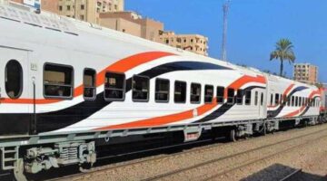 اتخاذ الإجراءات القانونية ضد شخص أتلف إحدى لمبات قطار روسي جديد