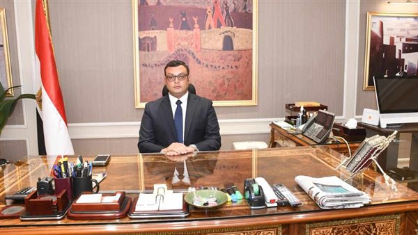 وزير الإسكان يتابع مشروعات المرافق بمدينة العبور الجديدة ويشدد على تسريع وتيرة التنمية