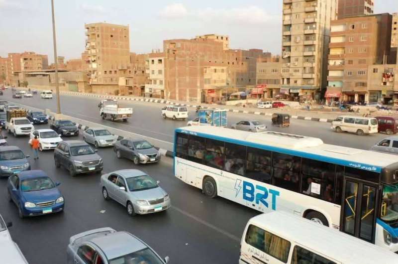 بيان “النقل” بشأن استخدام السيارات للمسار المخصص للأتوبيس الترددي