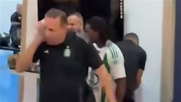 حسام البدري ولاعبو الأهلي الليبي ينجون من اعتداء جماهيري في مصراتة