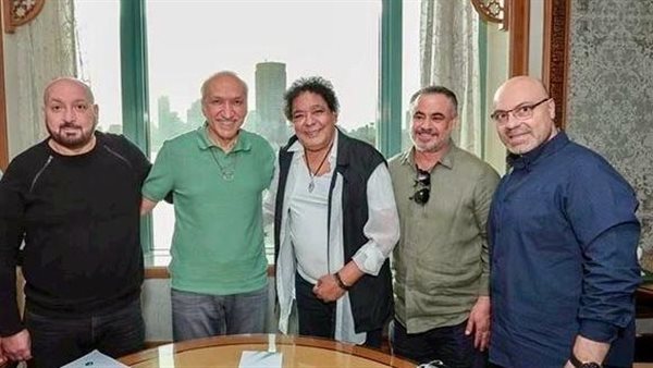 ملامحنا” للكينج محمد منير تتصدر التريند بعد طرحها على “يوتيوب