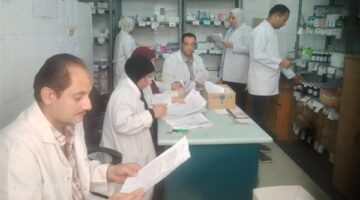 فحص وتوفير العلاج المجاني لـ1461حالة في قرية النويرة ببني سويف