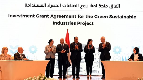 رئيس الوزراء يشهد مراسم توقيع عدد من الاتفاقيات بين الحكومة وشركاء التنمية والقطاع الخاص