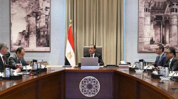 مدبولي يوجه بإعداد رؤية متكاملة للطروحات الحكومية في البترول والأعمال لتعزيز دور القطاع الخاص