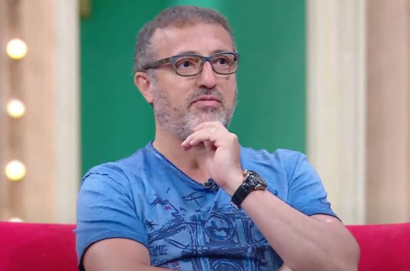 لو مراتي منصبها أعلى هتغاظ