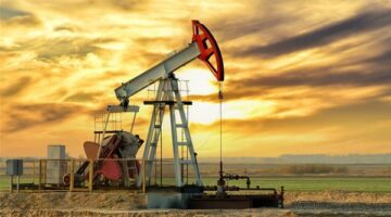 ارتفاع سعر النفط الكويتي إلى 73.57 دولاراً للبرميل