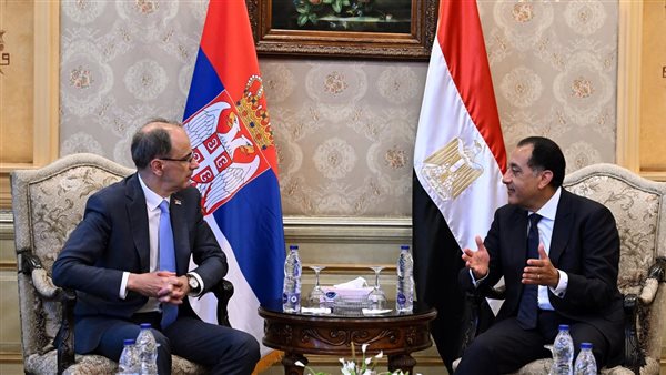 بدء جلسة مباحثات موسعة برئاسة رئيسي الوزراء المصرى والصربي