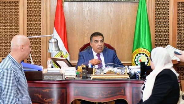 محافظ الدقهلية يوجه بتوفير كافة أوجه الدعم اللازم لتنفيذ أعمال مكافحة ناقلات الأمراض