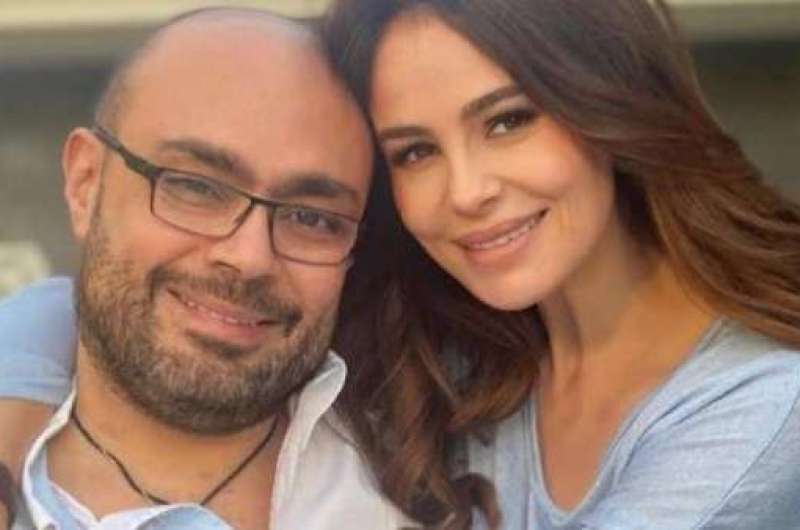 في عيد الأب.. كارول سماحة تحيي ذكرى زوجها بكلمات مؤثرة