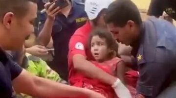 وفاة الطفلة حور بعد ساعات من إنقاذها من تحت أنقاض عقاري حدائق القبة