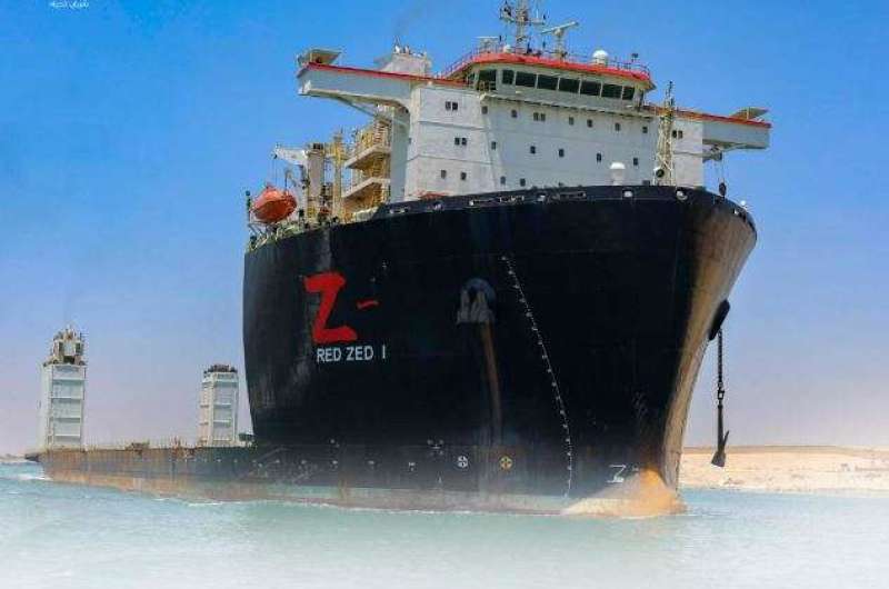 دون إصابات.. “قناة السويس” تكشف تفاصيل جنوح سفينة الغطس RED ZED1