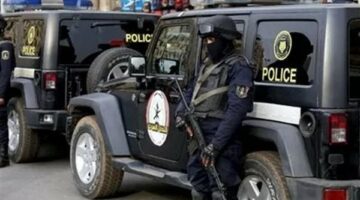 ضبط طالب يغش بسماعة بلوتوث داخل لجنة امتحان بالجيزة.. والتحقيق مع شقيقيه