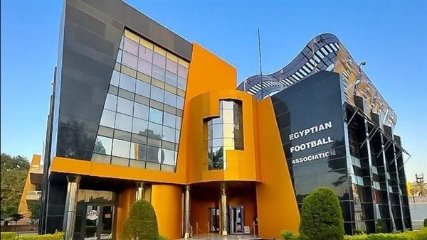 عاجل.. اتحاد الكرة يعلن بدء اختيار الحكام المشاركين في معسكر رخص تقنية الفيديو