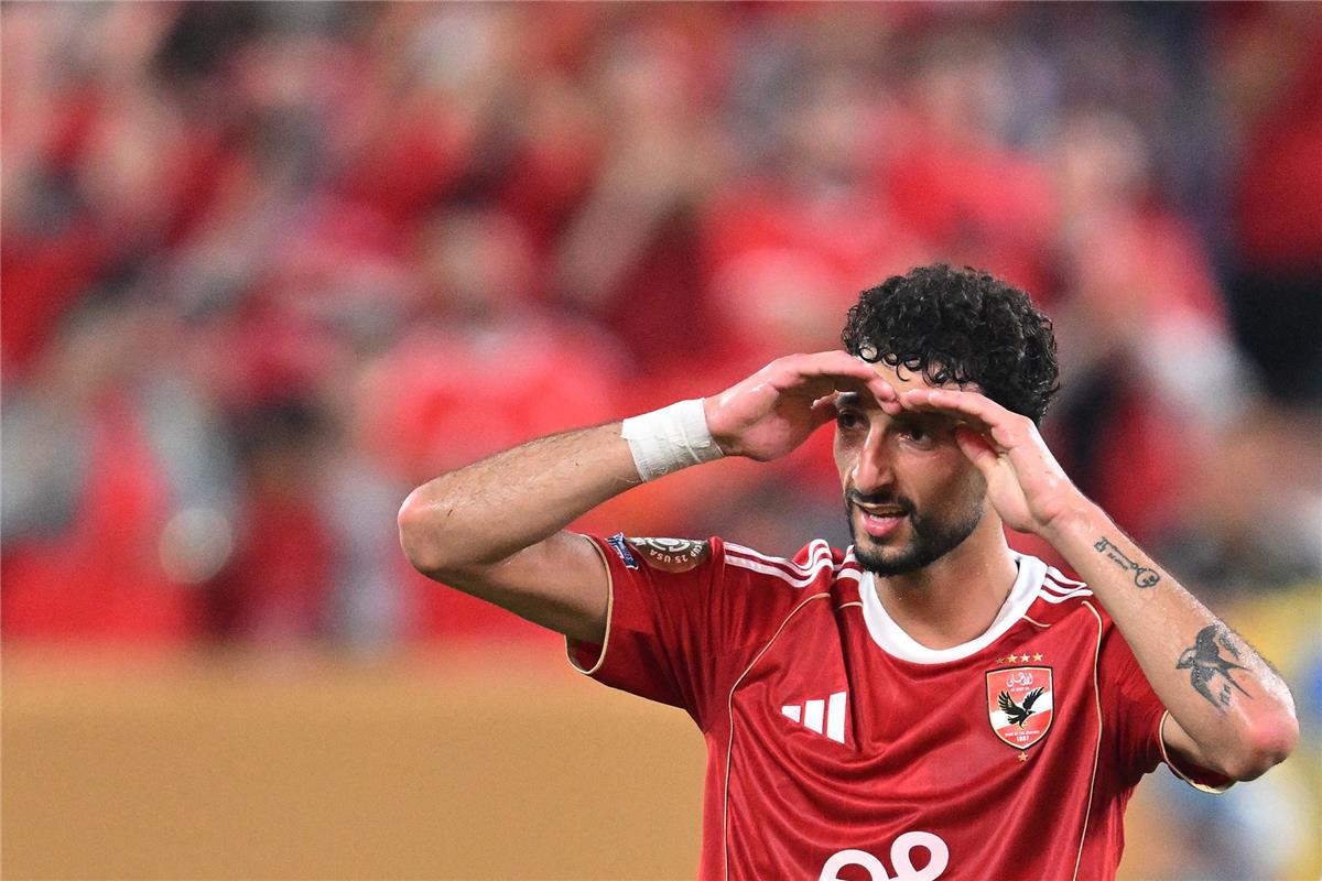 وسام أبو علي بعد الهاتريك في مباراة الأهلي وبورتو: أشعر بالإحباط