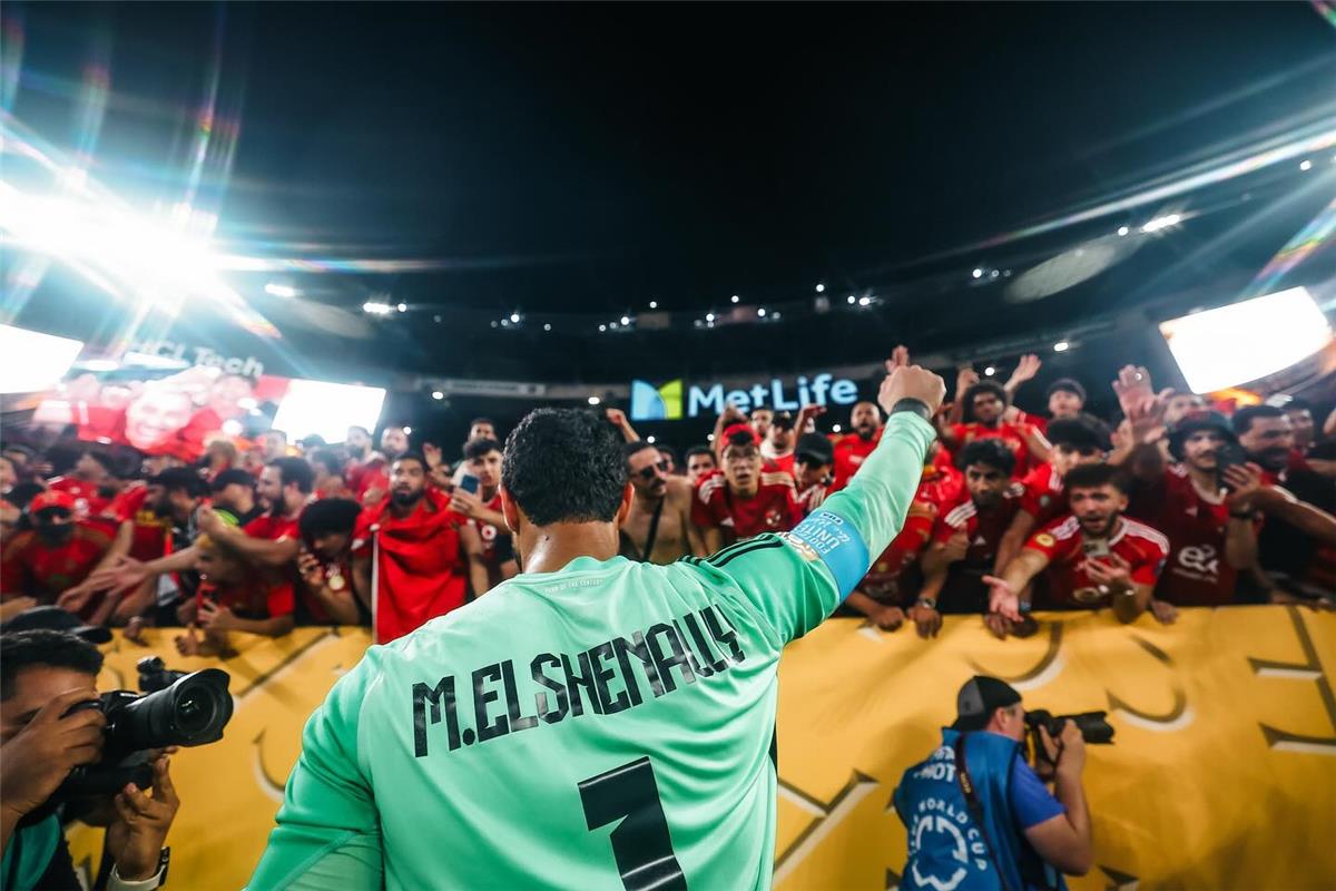طارق سليمان: “النرجسية” سبب خروج الأهلي من كأس العالم للأندية.. والشناوي يتحمل مسؤولية هدف وحيد