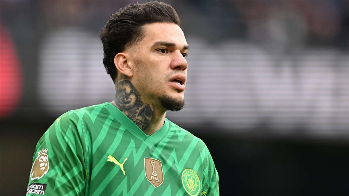 إيدرسون يحسم مصيره مع مانشستر سيتي بعد اهتمام الدوري السعودي
