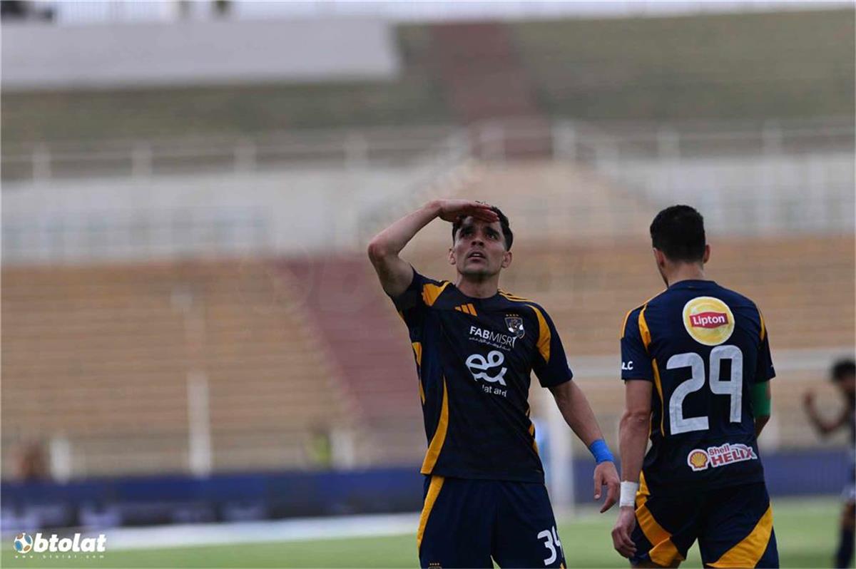 أشرف بن شرقي يوجه رسالة خاصة بعد خروج الأهلي من كأس العالم للأندية