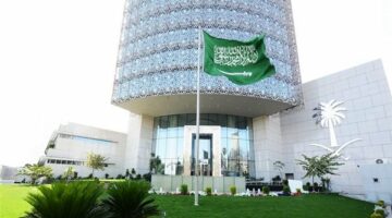 عاجل.. تفاصيل تمديد تأشيرات الزيارة المنتهية بالسعودية خلال 30 يومًا