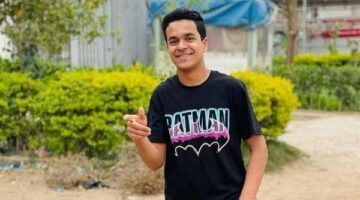 أهالي قرية ديسط بالدقهلية يشيعون جثمان طالب أنهى حياته بسبب امتحان اللغة العربية
