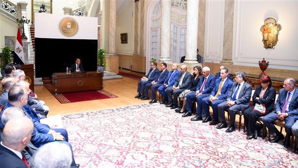 وزير الخارجية والهجرة يلتقي بالسفراء المنقولين للعمل بالسفارات والبعثات المصرية في الخارج
