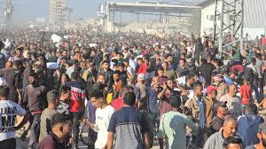 31 شهيدا في غزة خلال توزيع مساعدات وفق الدفاع المدني وإسرائيل تنفي إطلاق النار