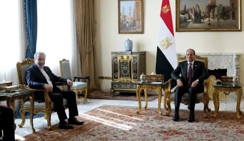 السيسي يؤكد ضرورة وقف التصعيد بالمنطقة لمنع اندلاع حرب إقليمية وأهمية المفاوضات بين إيران وامريكا.. وعراقجي يستبعد التوصل إلى اتفاق نووي إذا كان الهدف “حرمان إيران من النشاطات السلمية”.. والقاهرة تؤكد: لا استقرار اقليمي دون تسوية عادلة للقضية الفلسطينية