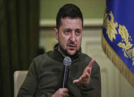 زيلينسكي يؤكد استعداده للقاء بوتين وترامب وإردوغان في “اي يوم”
