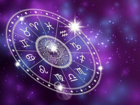 حظك اليوم وتوقعات الأبراج ليوم الأحد 8 حزيران/يونيو 2025