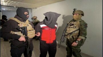 الشرطة الإيرانية تعتقل خلية تابعة لـ”الموساد” الإسرائيلي والعثور بحوزتهم على مواد متفجرة ومعدات لتصنيع مُسيرات.. (صور)