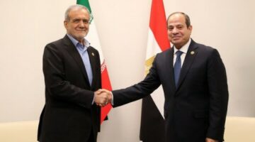 “من لا يقف مع مصر اليوم خائن”.. دعوات للاصطفاف وتشكيل لجنة أزمات لمتابعة تداعيات العمليات العسكرية الإيرانية الإسرائيلية.. ما حقيقة تسليم “عراقجي” مصر وثائق تتضمن خطة الهجوم على سيناء؟