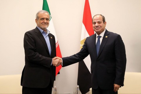 “من لا يقف مع مصر اليوم خائن”.. دعوات للاصطفاف وتشكيل لجنة أزمات لمتابعة تداعيات العمليات العسكرية الإيرانية الإسرائيلية.. ما حقيقة تسليم “عراقجي” مصر وثائق تتضمن خطة الهجوم على سيناء؟