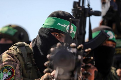 في سياق رد المقاومة على حرب الإبادة في غزة.. “القسام” تعلن قتل وإصابة أفراد قوة إسرائيلية بخان يونس