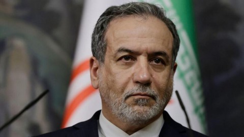 وزير الخارجية الإيراني يحذر من تبعات انضمام واشنطن لعدوان إسرائيل على بلاده ويضع شرط وحيد للعودة للدبلوماسية.. اغتيال خامنئي سيكون “أكبر جريمة” ودور أمريكا غير نزيه