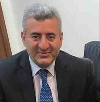 الدكتور علي أحمد الديلمي: من يكتب الفصل الأخير في اليمن؟