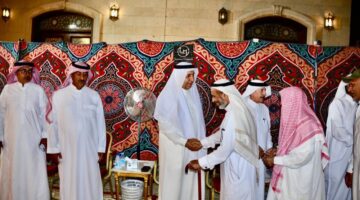 آل السعدي يستقبلون المعزين في فقيدهم – أخبار السعودية