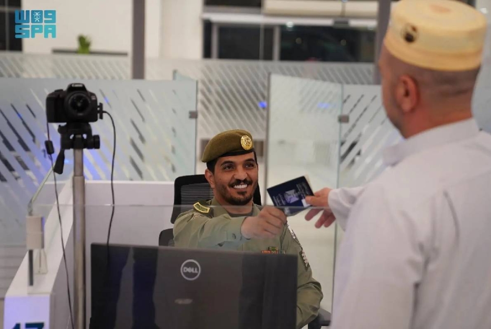 جوازات منفذ جديدة عرعر تنهي إجراءات مغادرة ضيوف الرحمن بعد أدائهم مناسك الحج – أخبار السعودية