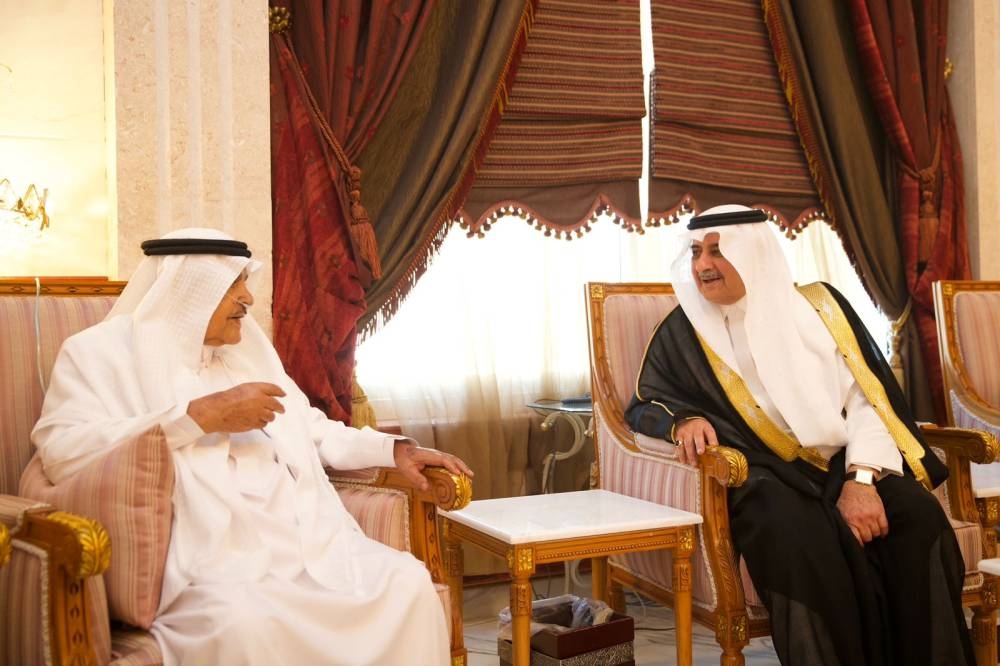 فهد بن سلطان يزور الخريصي في منزله – أخبار السعودية