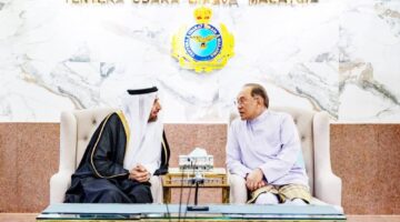 وزير الحج يحصل على وسام «شخصية العام الهجري» من ماليزيا – أخبار السعودية