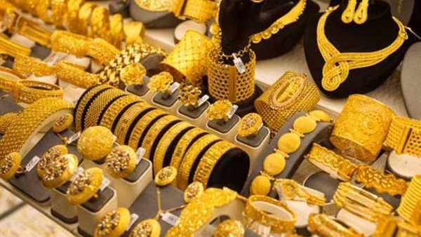تراجع جديد للدولار أمام الجنيه.. مفاجأة في أسعار الذهب.. بشرى من البنك الدولي.. وخبر سار من البريكس