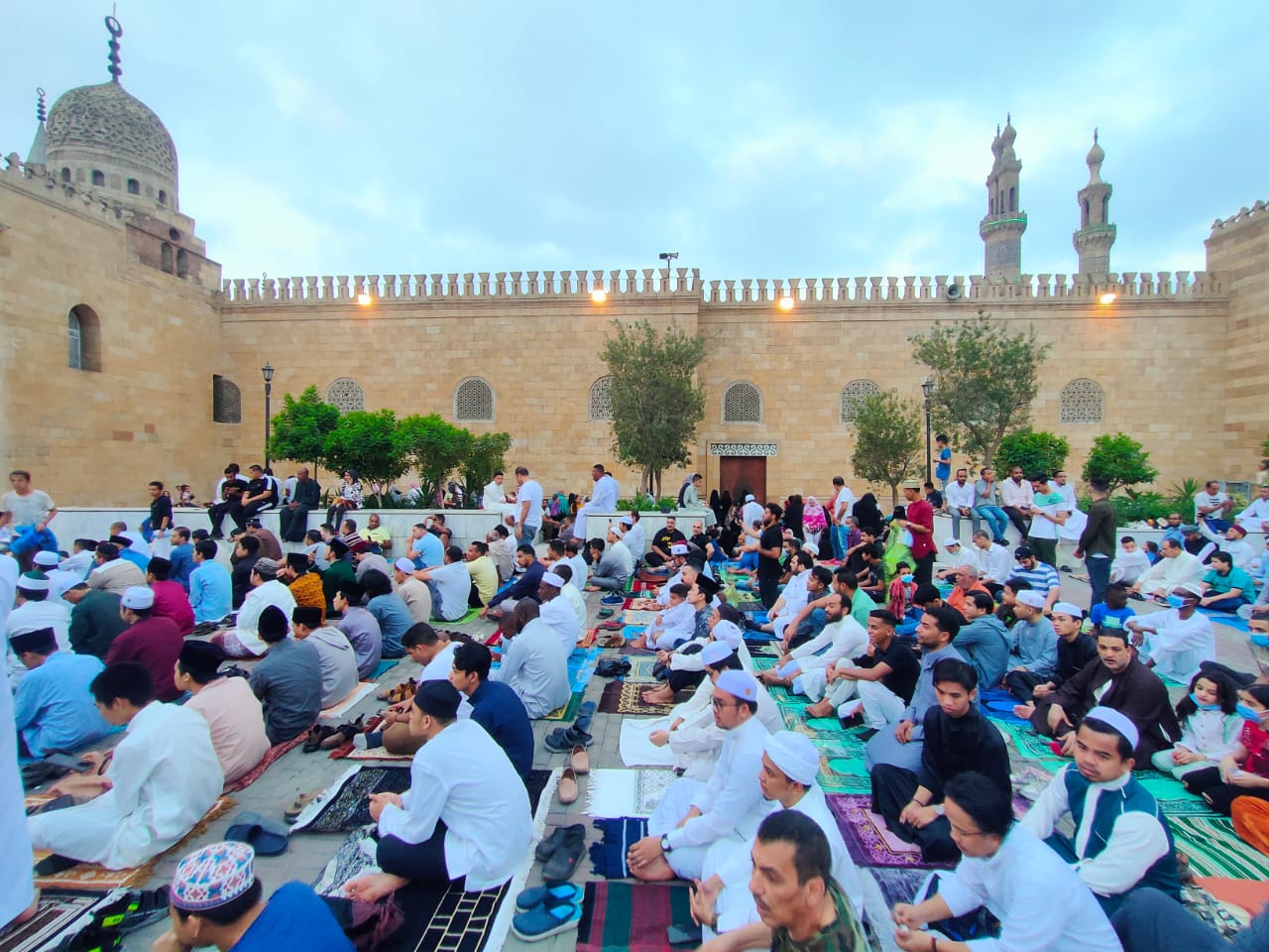 موعد صلاة عيد الأضحى 2025 في القاهرة والإسكندرية وبقية المحافظات