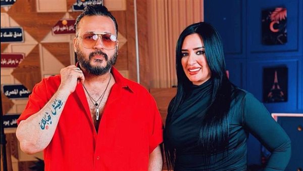إيساف يبكي على شقيقه الراحل في لقاء صادم مع سيرا إبراهيم: “فقدانه كسرني”